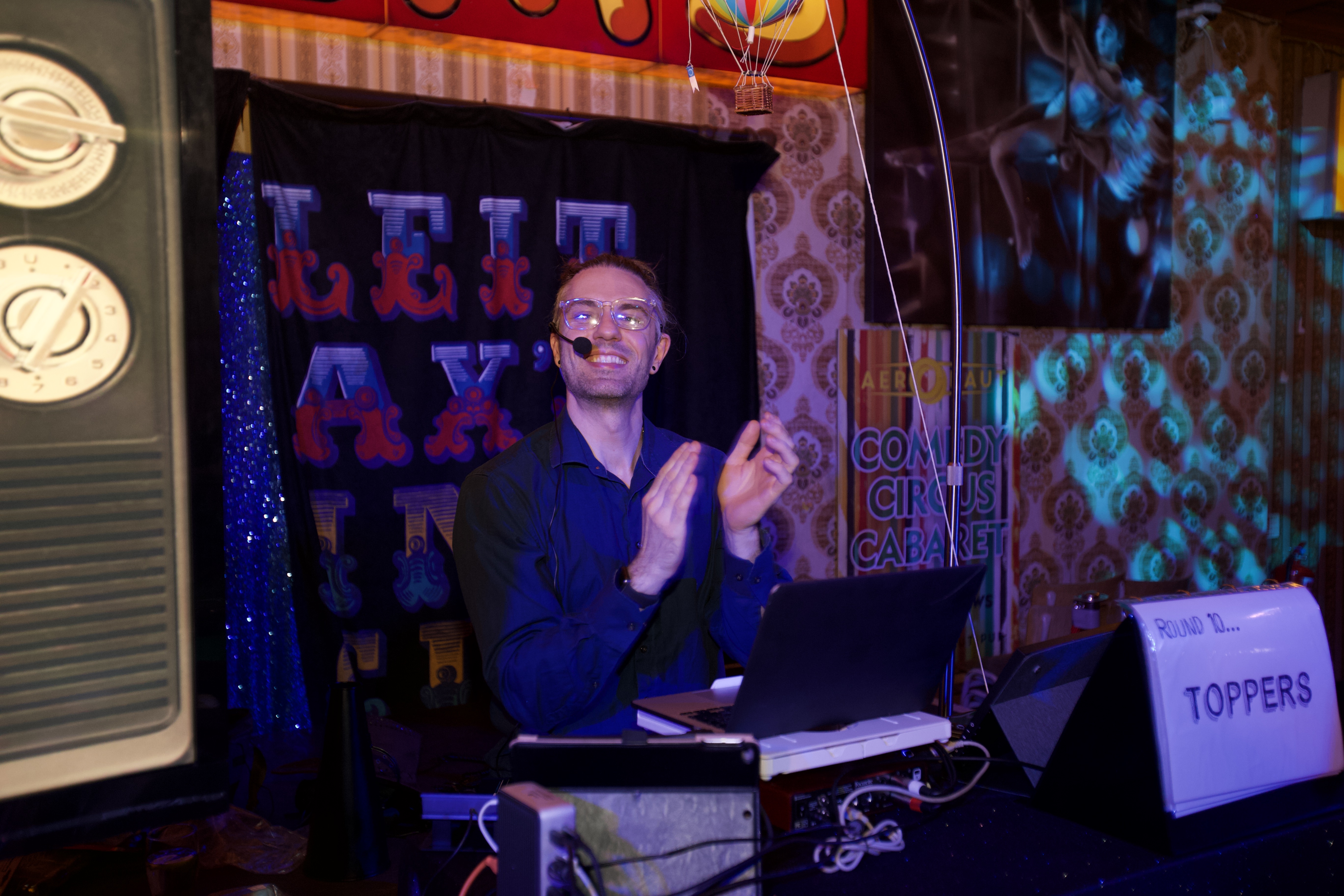 Fat Big Quiz Hire - image 4